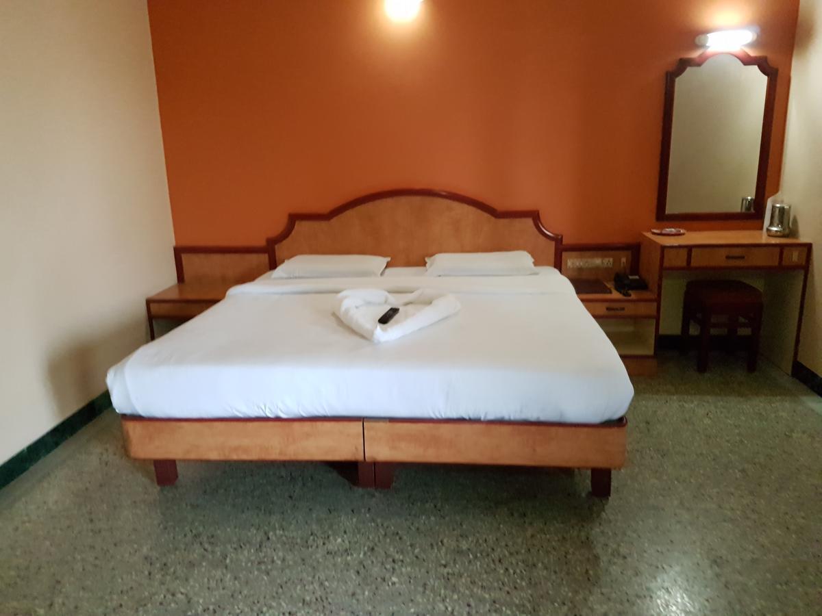 Hotel Vijai Paradise Coimbatore Exterior photo