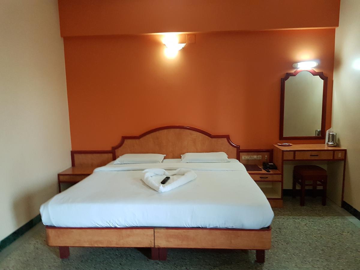 Hotel Vijai Paradise Coimbatore Exterior photo